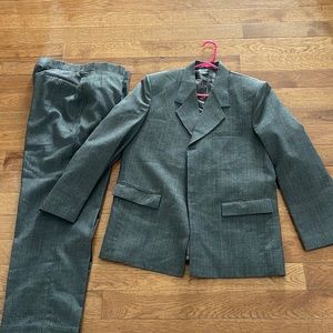 Dress suit
